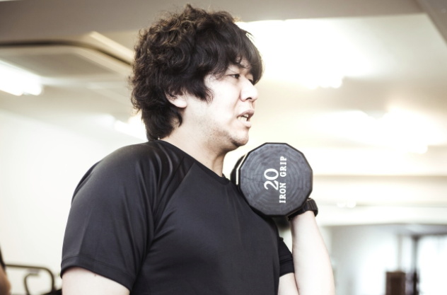 �}�i�̃��C�U�b�v�`�������W�I