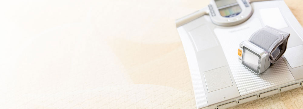 �}�i�̃��C�U�b�v�`�������W�I